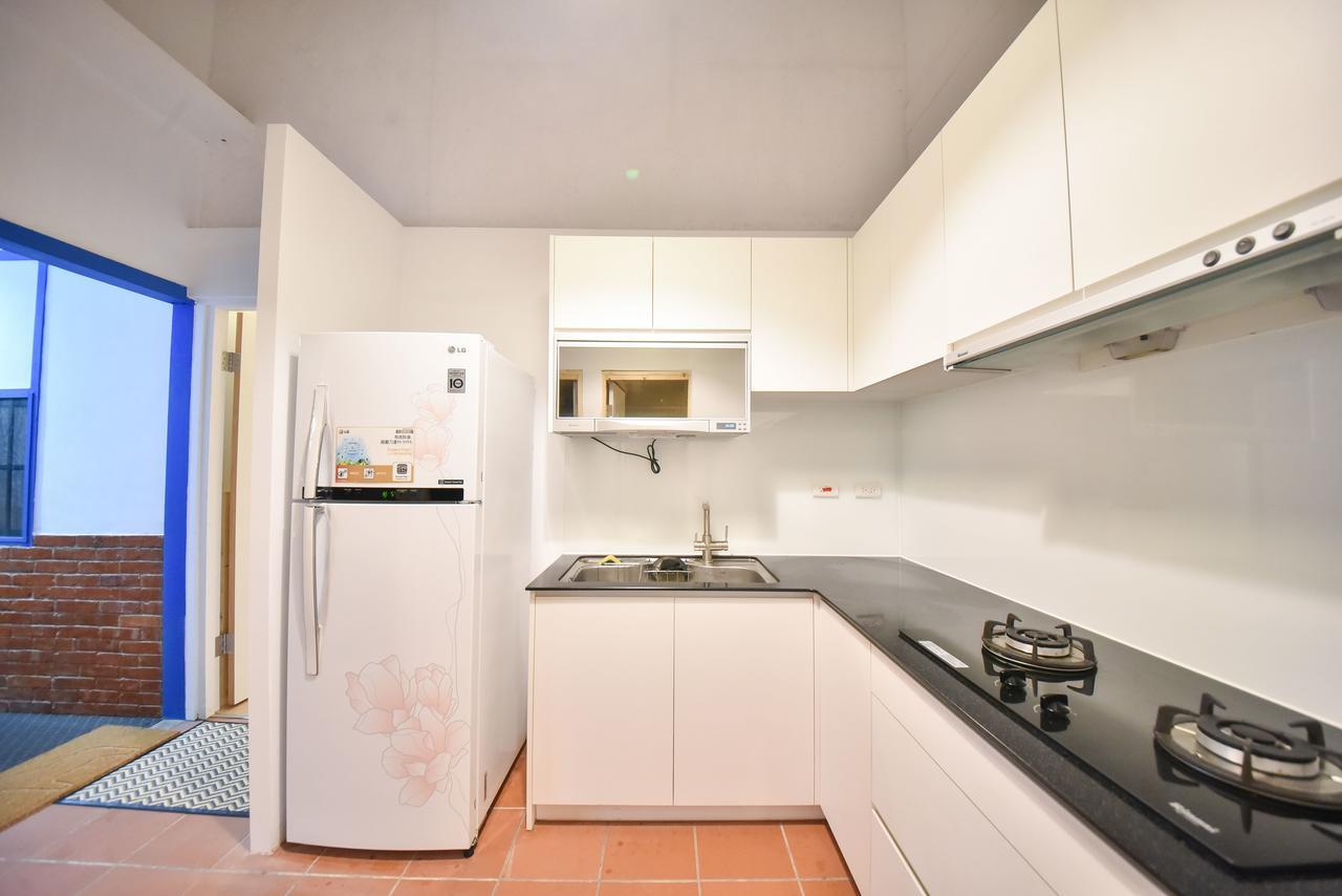 Appartement 響水客棧 苗栗8-12人包棟 烤肉 特色老屋 à Gongguan Extérieur photo